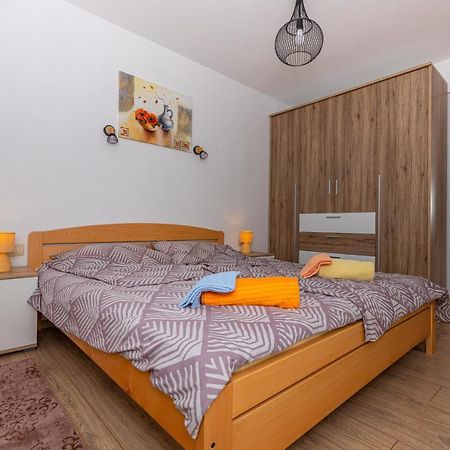 Apartman Sare Crikvenica Exterior photo