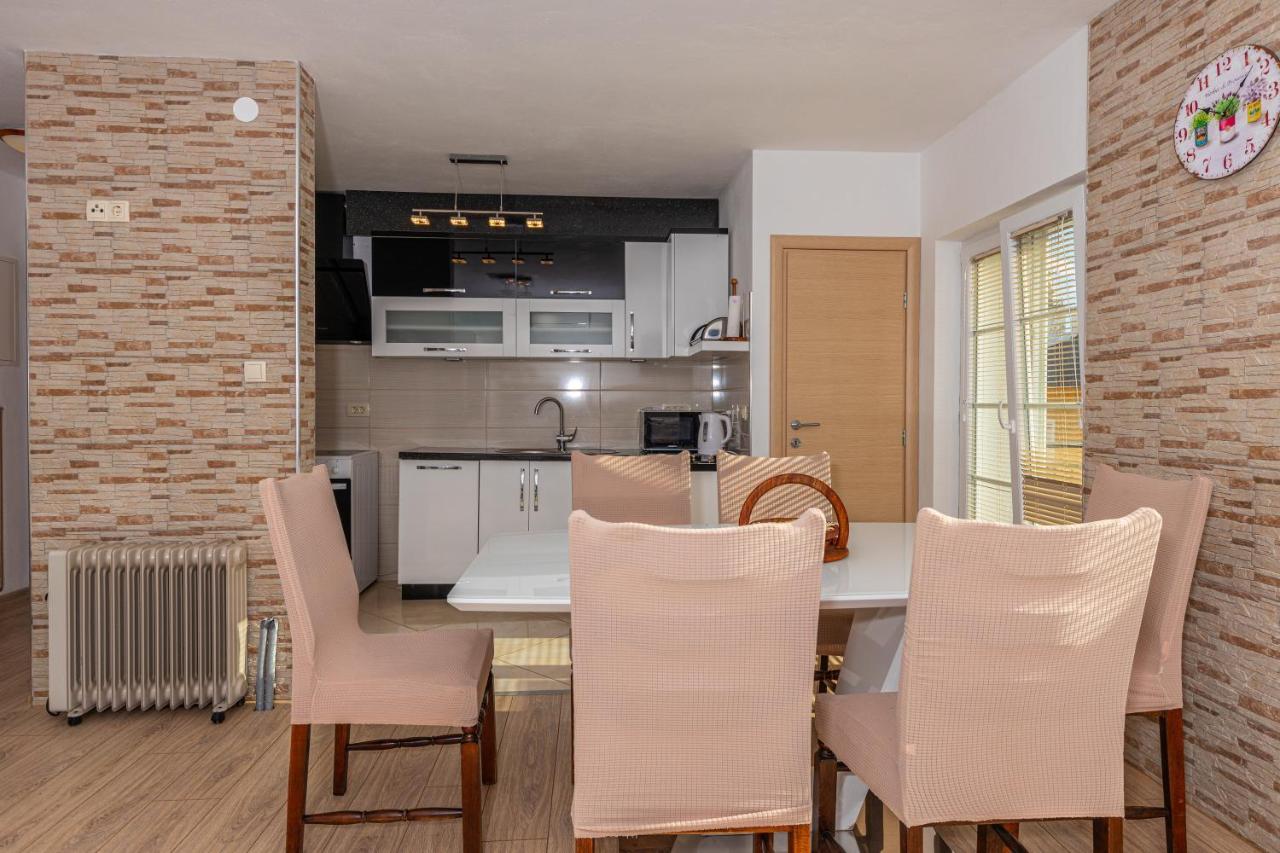 Apartman Sare Crikvenica Exterior photo