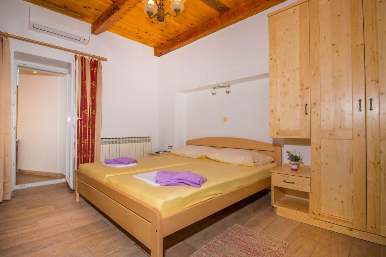 Apartman Sare Crikvenica Exterior photo