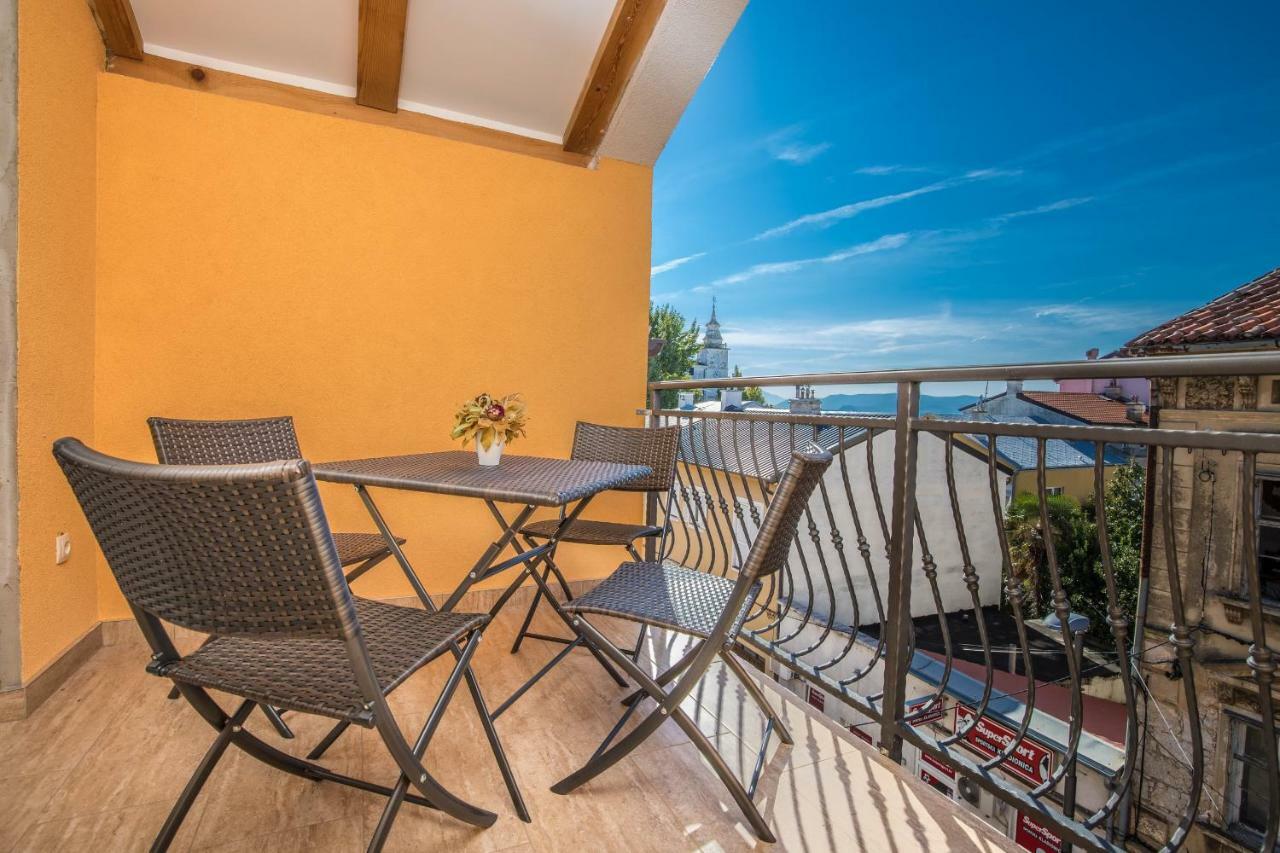 Apartman Sare Crikvenica Exterior photo