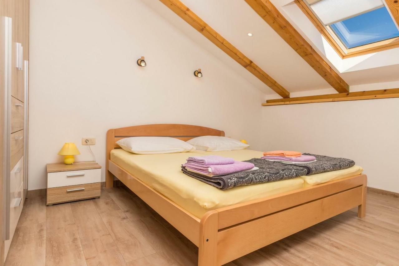 Apartman Sare Crikvenica Exterior photo